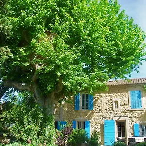 Les Volets Bleus Provence Affittacamere